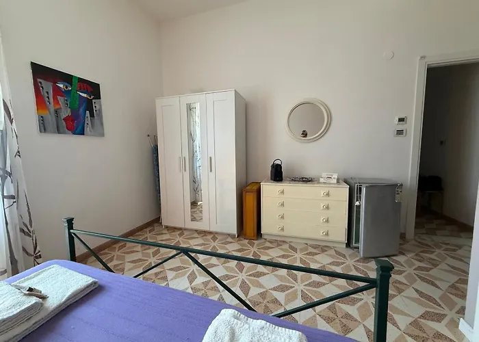 Semesterbostad Casa Surano Diso