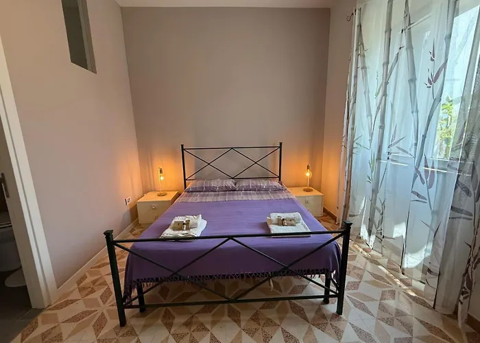 Semesterbostad Casa Surano Diso